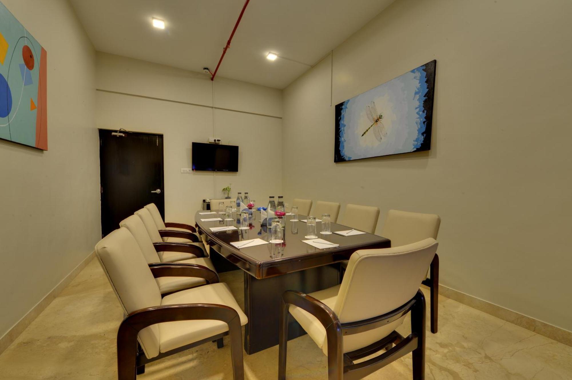 The Fern Residency, Vadgaon - Talegaon, Pune Ngoại thất bức ảnh