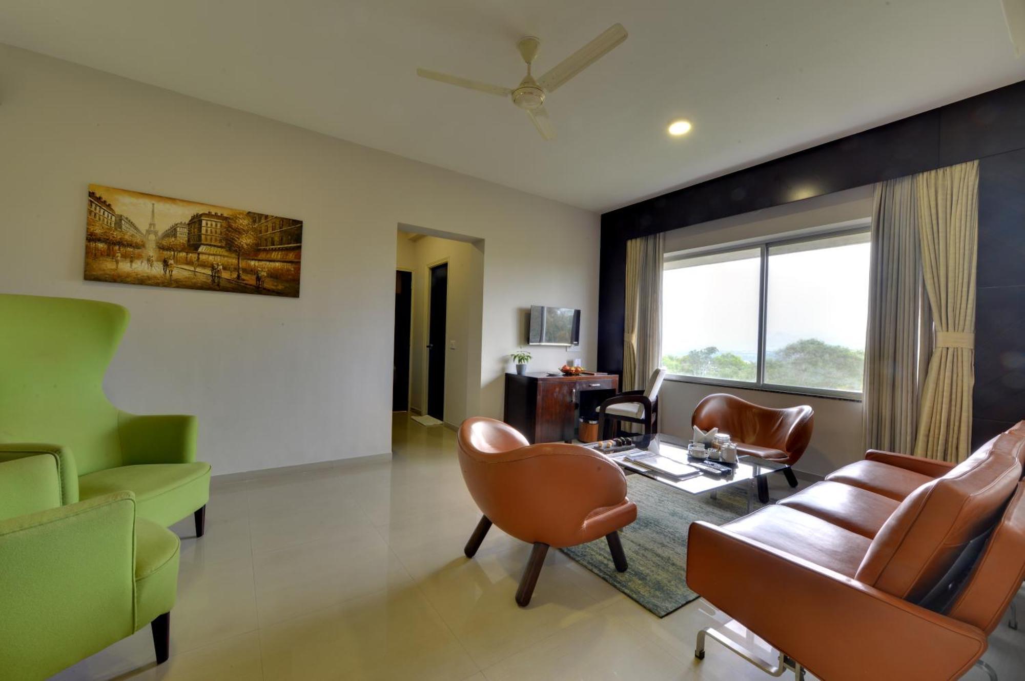 The Fern Residency, Vadgaon - Talegaon, Pune Ngoại thất bức ảnh