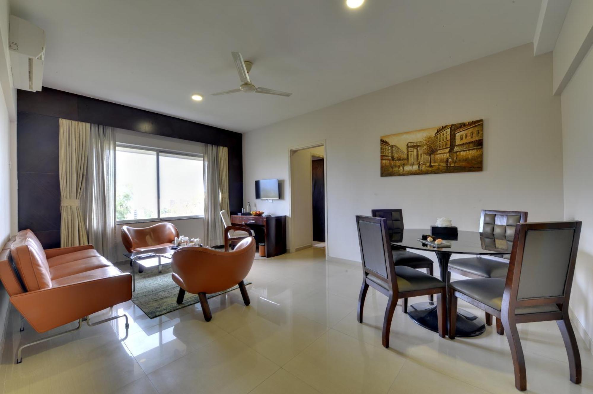 The Fern Residency, Vadgaon - Talegaon, Pune Ngoại thất bức ảnh