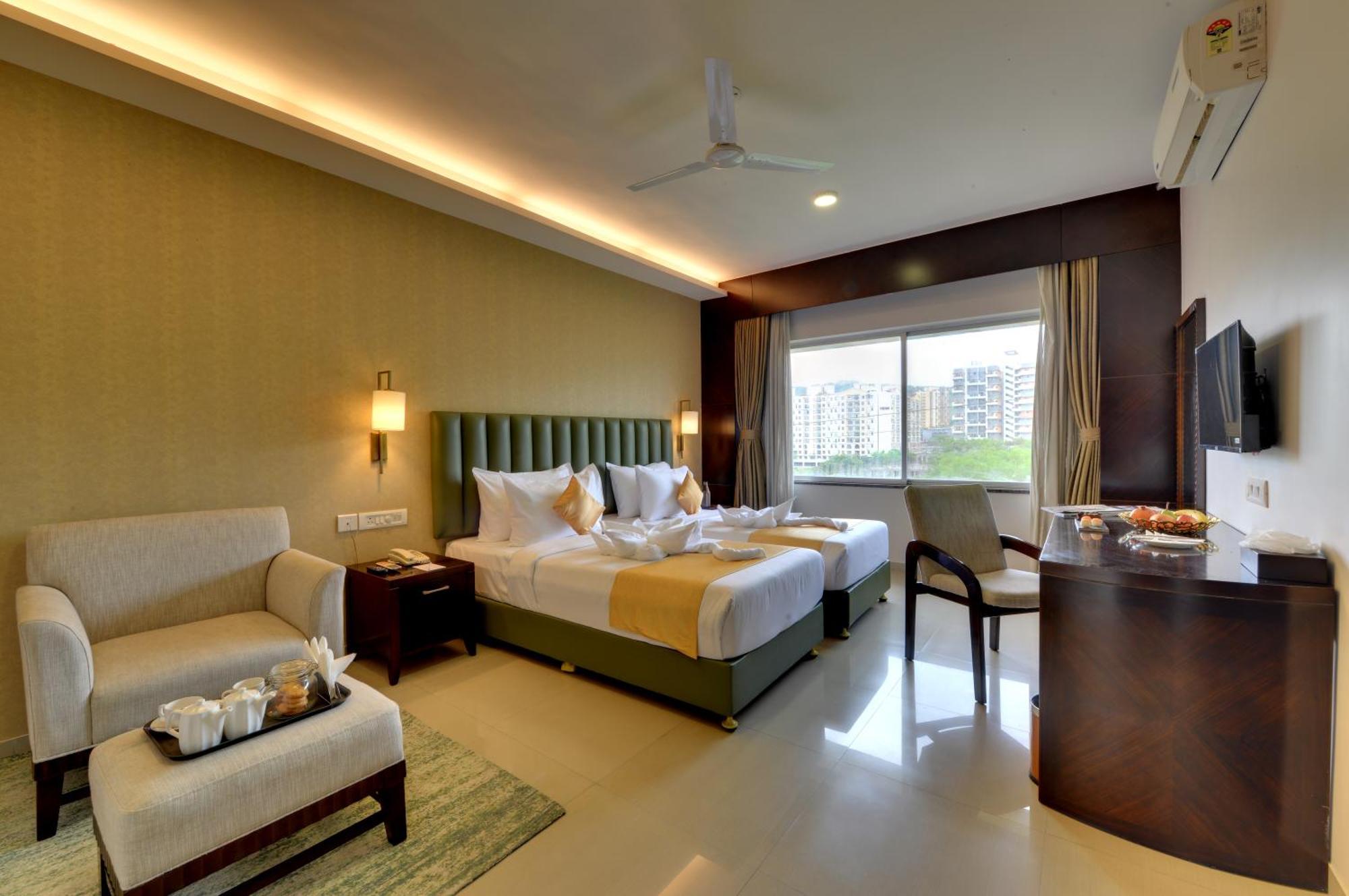 The Fern Residency, Vadgaon - Talegaon, Pune Ngoại thất bức ảnh